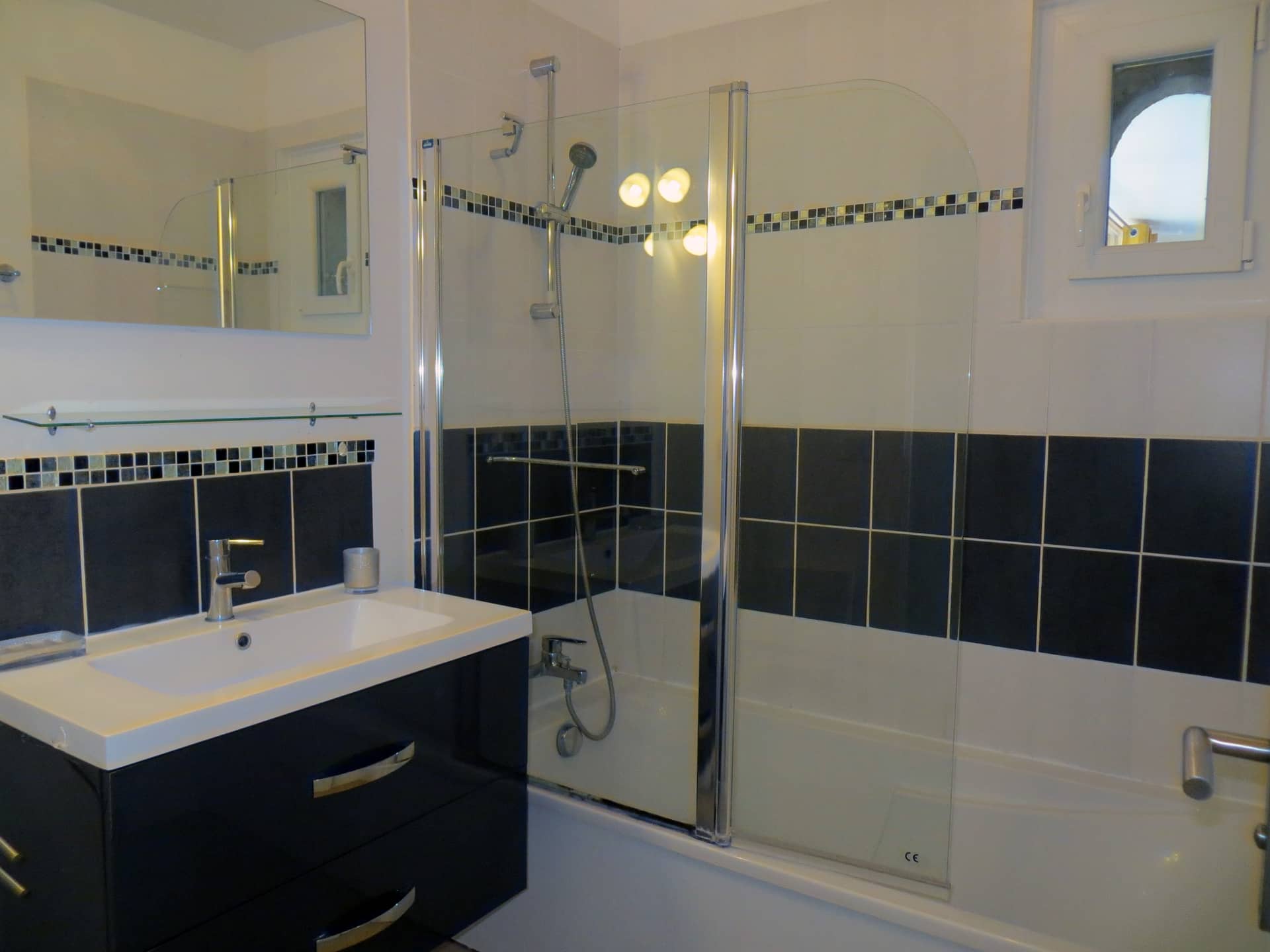 Olive trees cottage bathroom