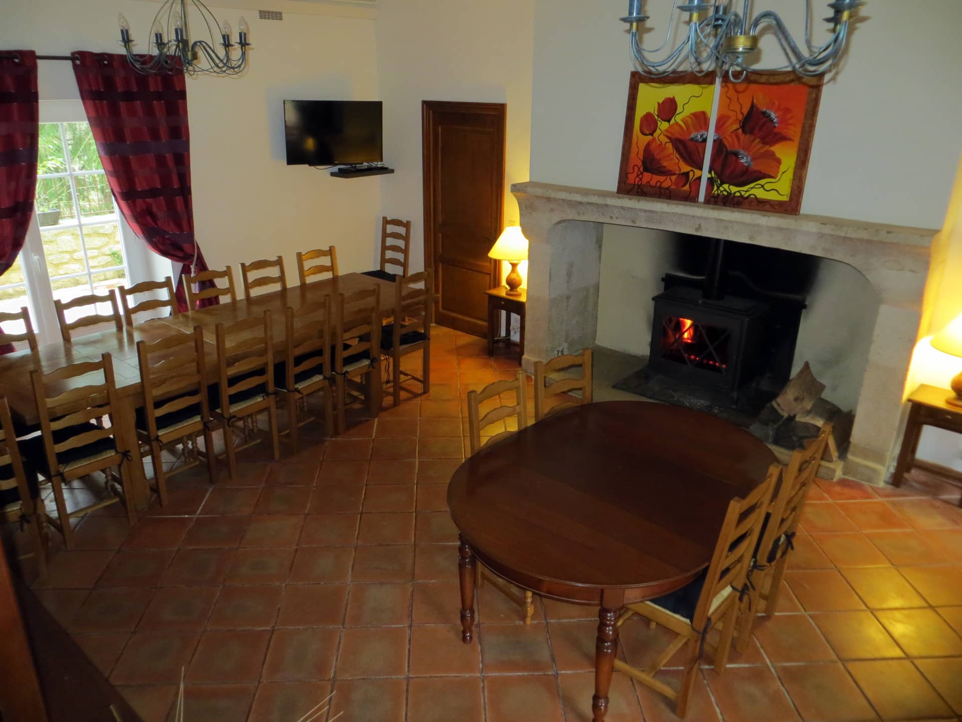 Pines cottage living room