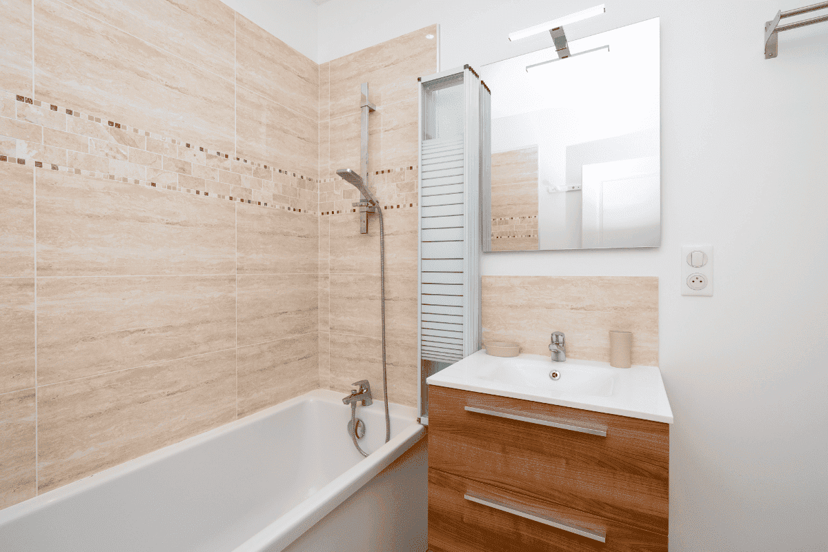 bathroom in one of the studios