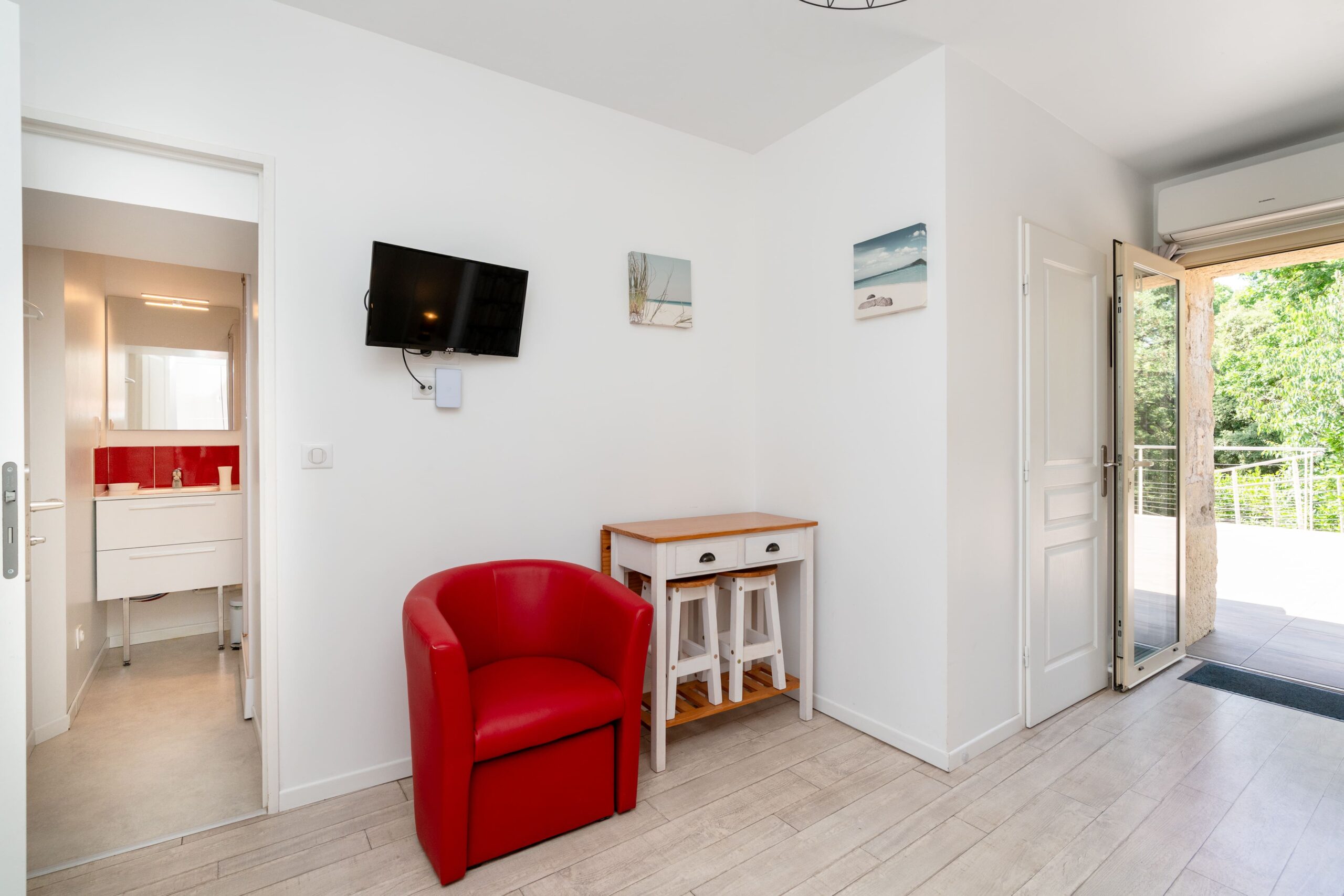 studio with its terrace