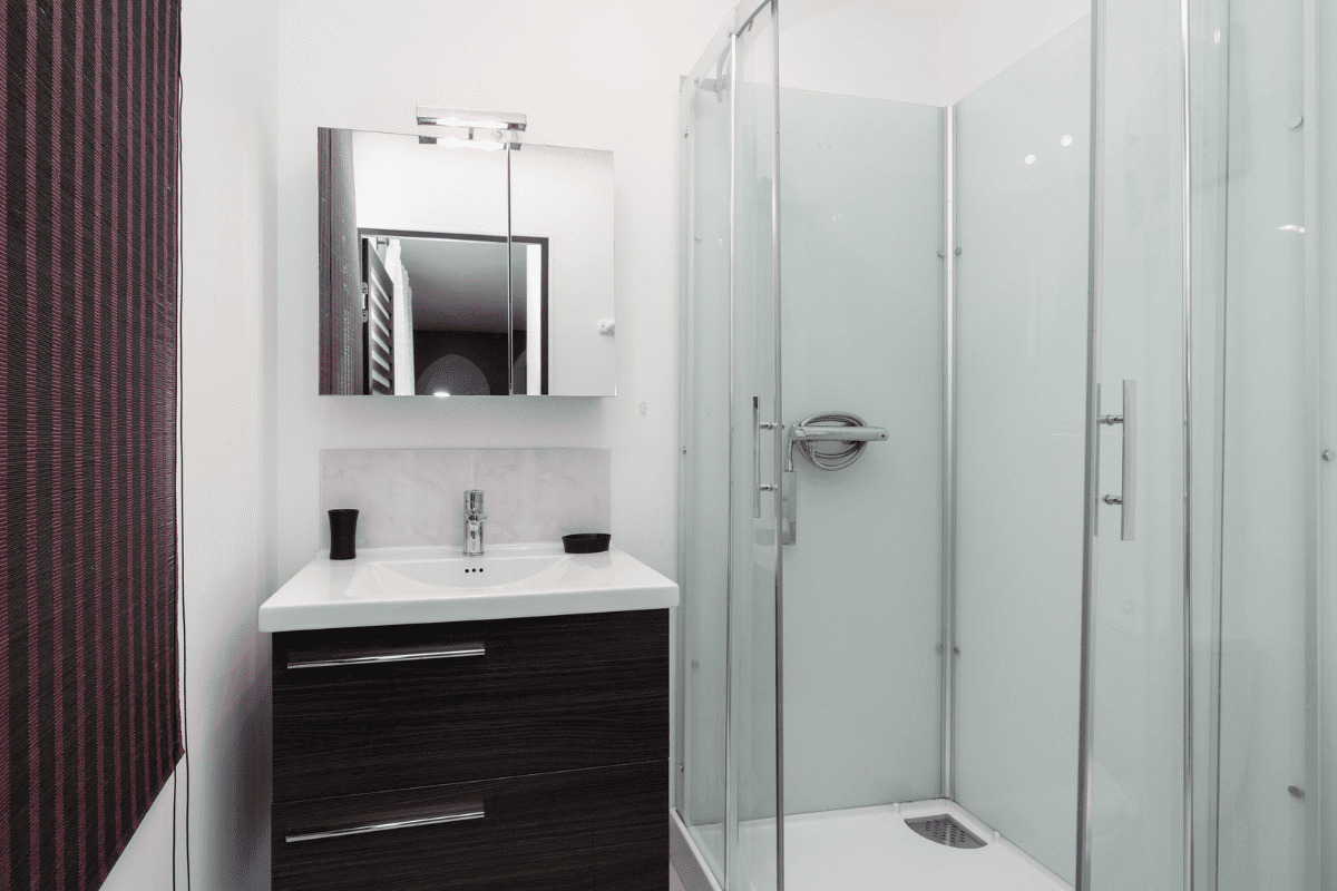 salle de douche de la villa Picholine